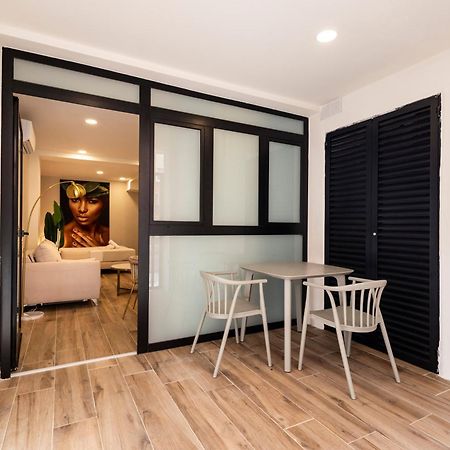 Cortes Suites By Concept Flats Валенсия Екстериор снимка